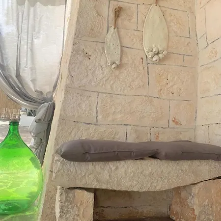 Trullo Sette Tindenule チステルニーノ