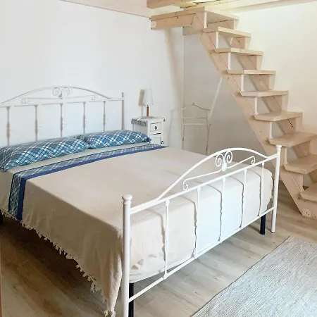 Trullo Sette Tindenule 別荘 チステルニーノ