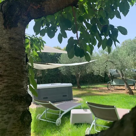 Trullo Sette Tindenule 別荘 *
