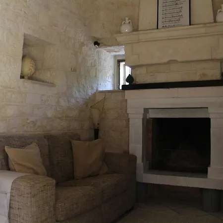 Trullo Sette Tindenule * Cisternino